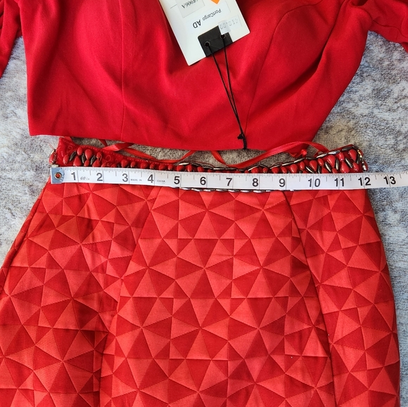 Mac Duggal Red Two Piece Mermaid Gown Size 2 NWT - Picture 8 of 12